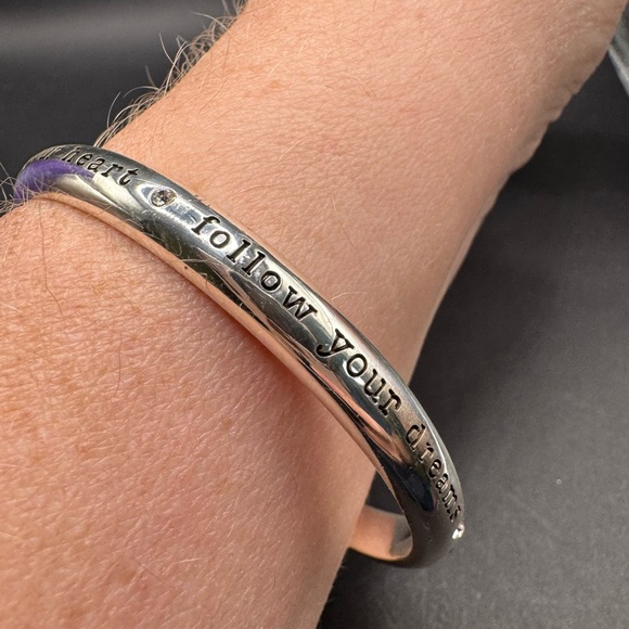 Brighton Bangle Dance Sing Follow Reach Quotes Silver Clear Crystals Bracelet - Picture 3 of 9